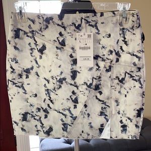 H&M white and blue mini skirt, NWT